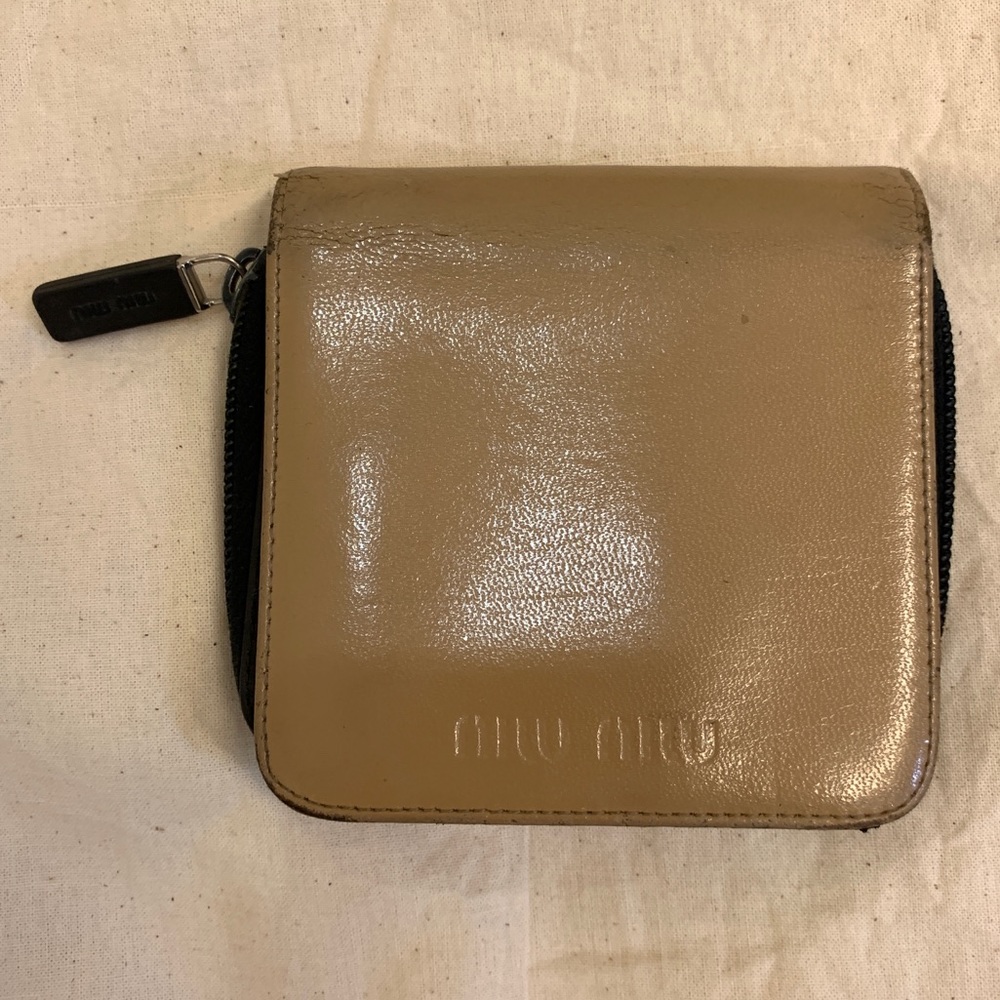 MIU MIU *RARE* 90s Vintage Wallet